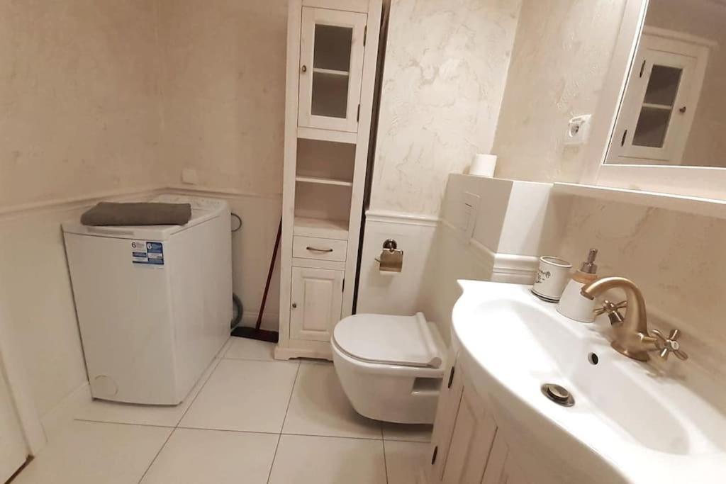 Augustianska Cozy A9 *
